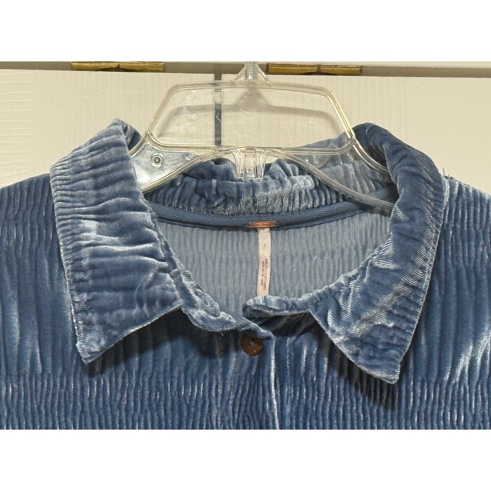 Free People My Best Velvet Oversized Button Up Top, Blue, XS - Picture 4 of 9